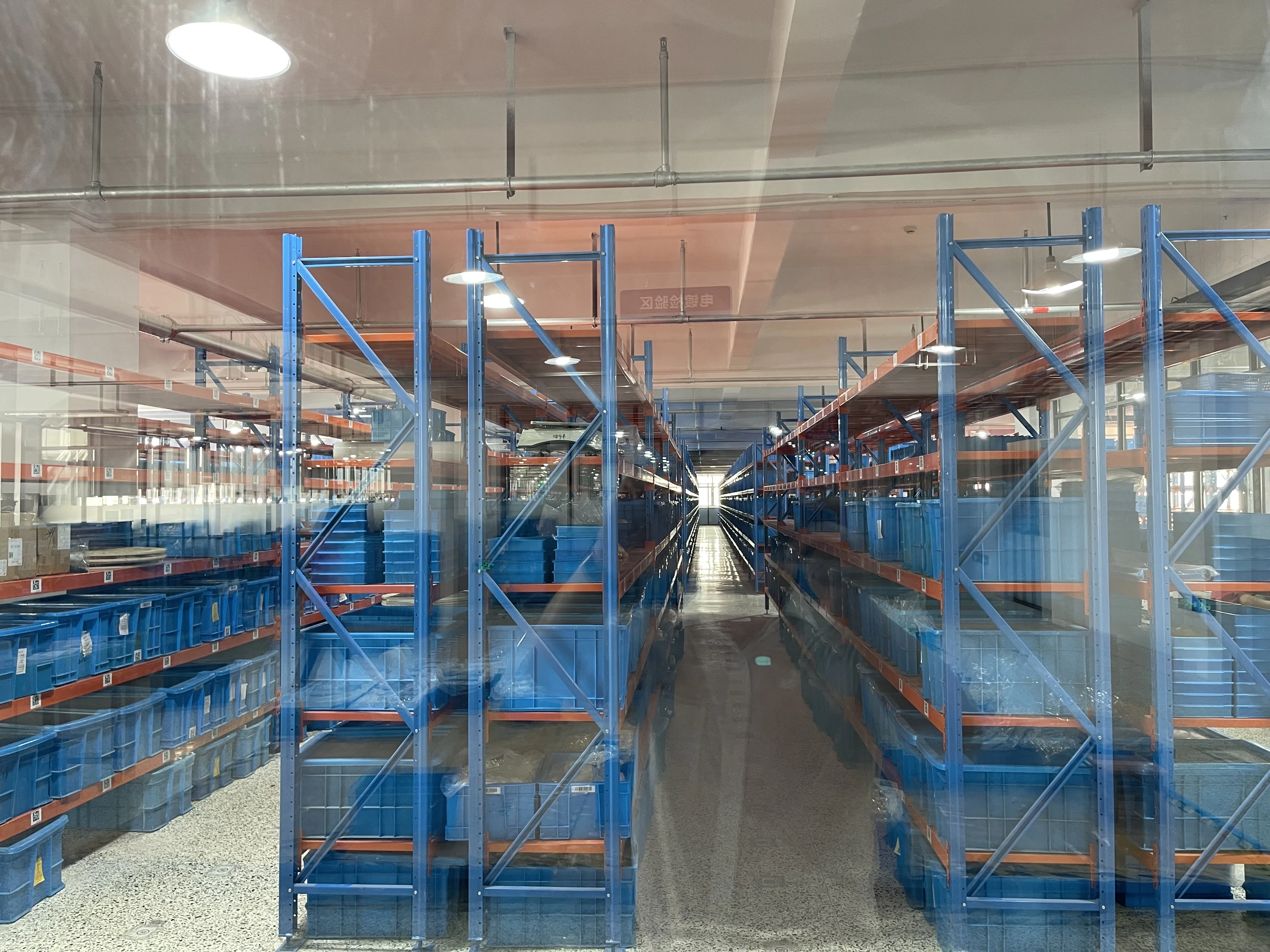 Dongnan components warehouse